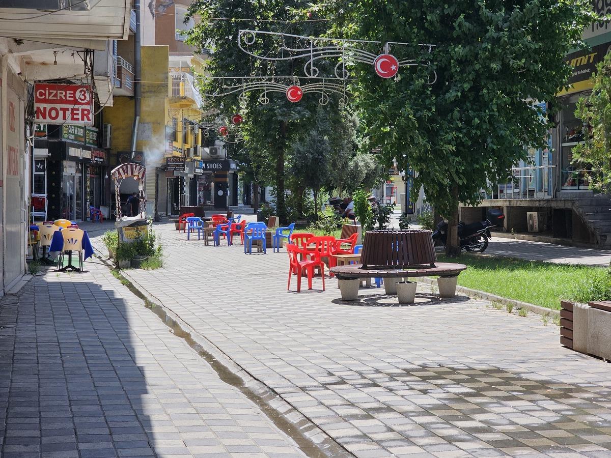 Sıcaktan klimalar bile çalışmıyor! O ilimiz 49 dereceyi gördü 4