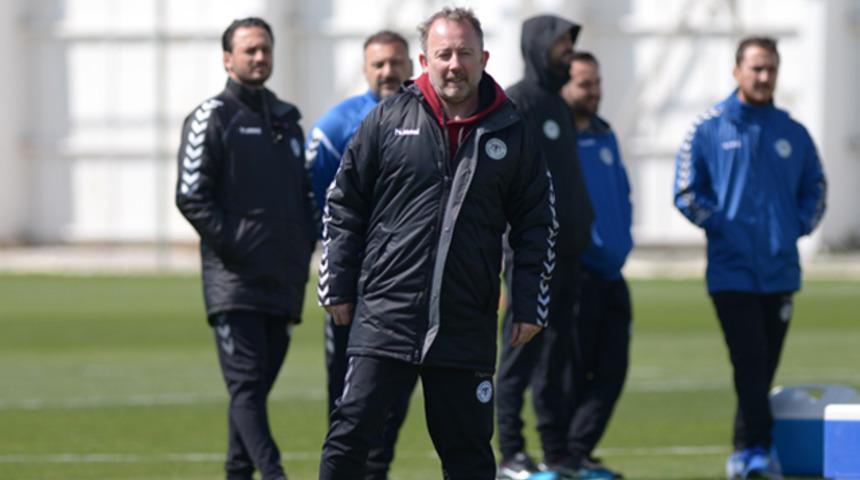 Atiker Konyaspor'da Sergen Yal&ccedil;ın ile yollar ayrıldı