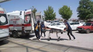 Kontrolden çıkan araç araziye savruldu, sürücü yaralandı