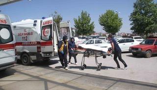 Kontrolden &ccedil;ıkan ara&ccedil; araziye savruldu, s&uuml;r&uuml;c&uuml; yaralandı