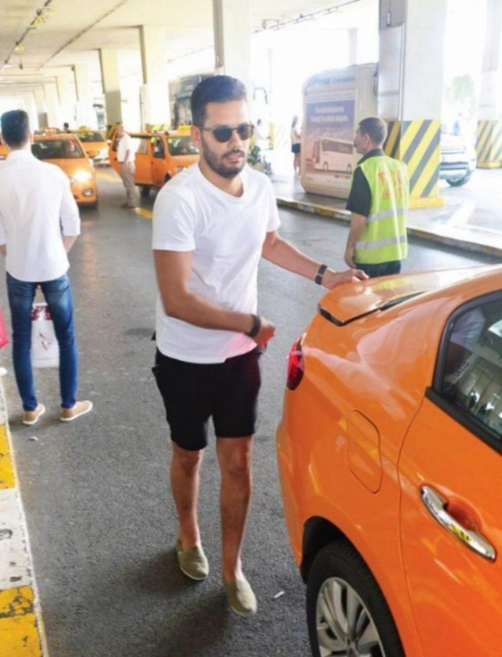 Kardeşiyle tatil yaptı G5