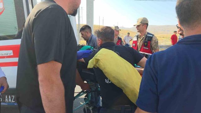 Van’da trafik kazası: 4 yaralı 8