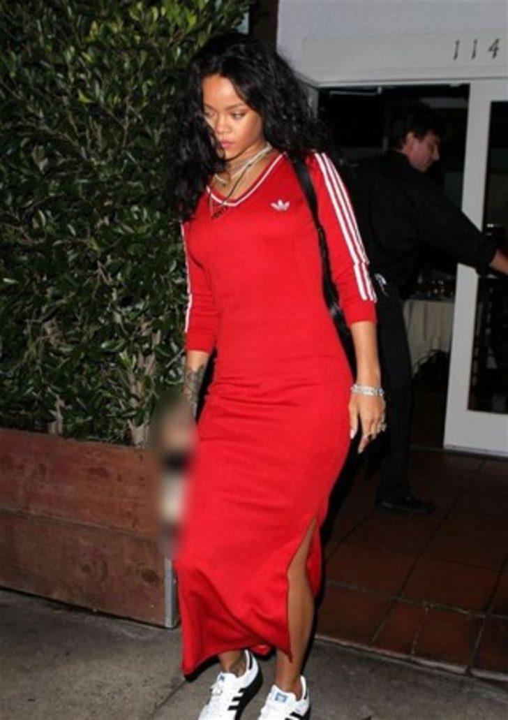 Rihanna, o fotoğrafları ortaya çıkınca annesinden özür diledi G5