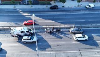 B&uuml;y&uuml;k&ccedil;ekmece E-5&rsquo;te trafiği kilitleyen kaza