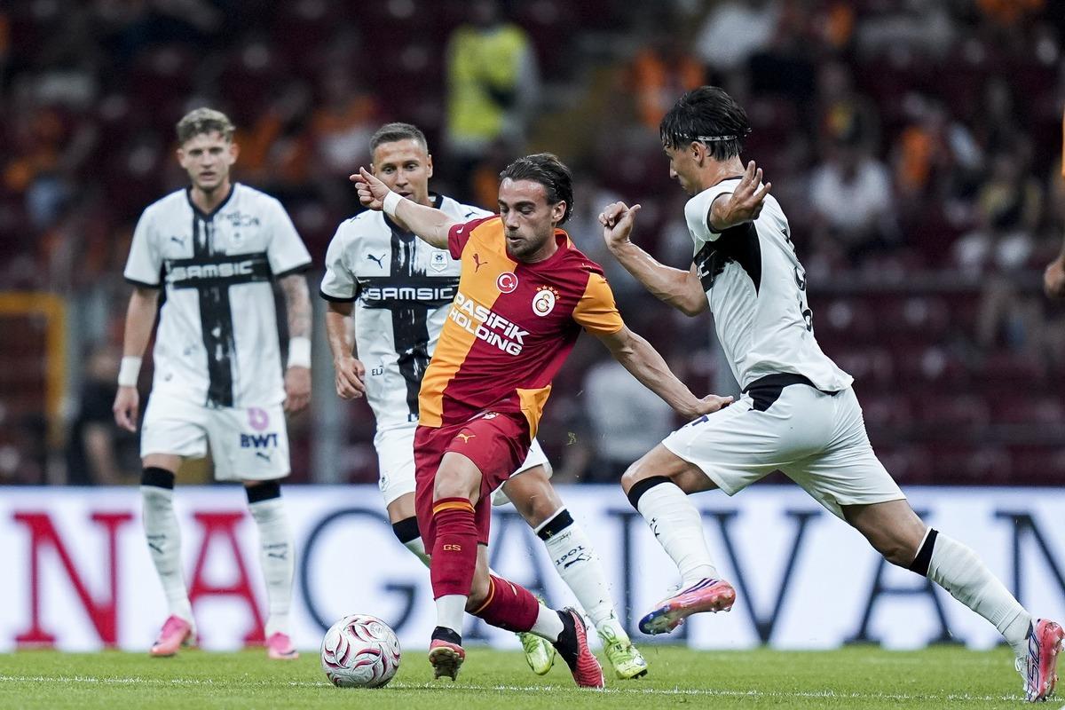 Rennes maçında Galatasaray da Uğurcan Çakır dan büyük hata! 2