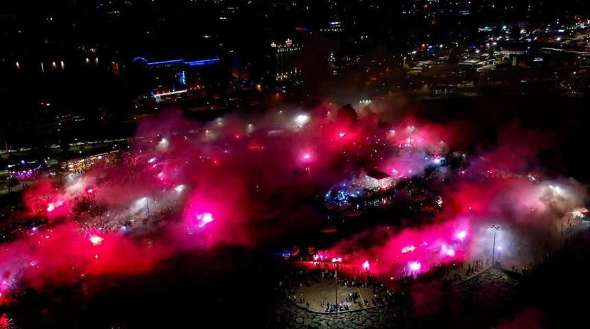 Trabzonspor'un 59. kuruluş yıl d&ouml;n&uuml;m&uuml; Ganita'da binlerce taraftarla kutlandı
