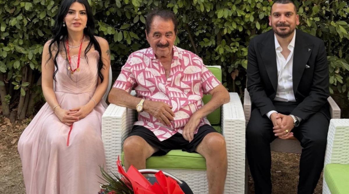 İbrahim Tatlıses manevi kızına beşi bir yerde taktı! 1