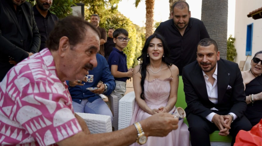 İbrahim Tatlıses manevi kızına beşi bir yerde taktı!