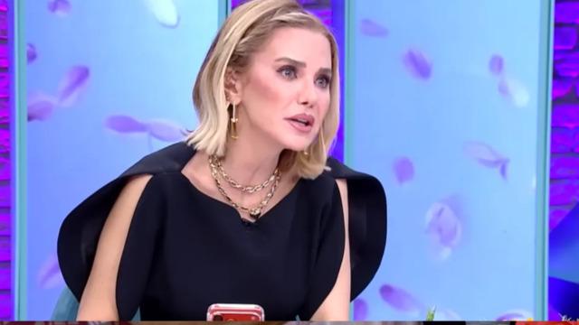 Ece Erken Gel Konuşalım'da neden yok, kovuldu mu?