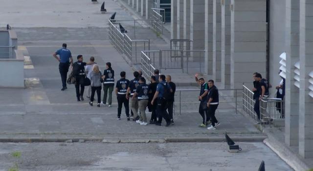 Erdal Beşik&ccedil;ioğlu nun tutuklandıktan sonraki g&ouml;r&uuml;nt&uuml;s&uuml; ortaya &ccedil;ıktı 2