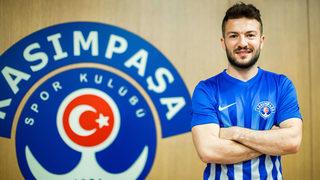 Özgür Çek, Kasımpaşa'ya transfer oldu