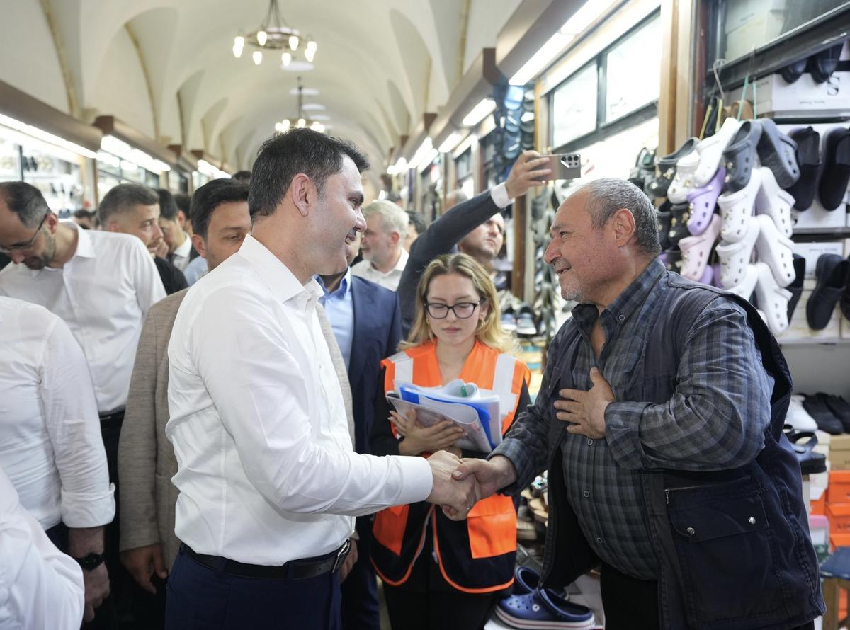 Bakan Kurum, Kahramanmaraş ta Kapalı&ccedil;arşı yı ziyaret etti 3