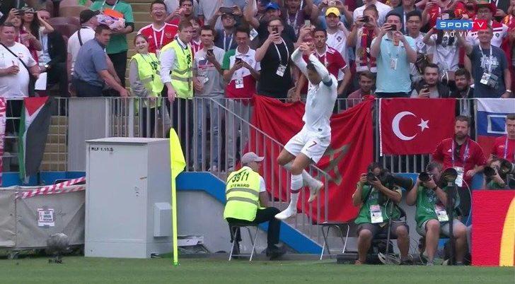 Portekiz-Fas maçında Türk bayrağı dikkat çekti! G4