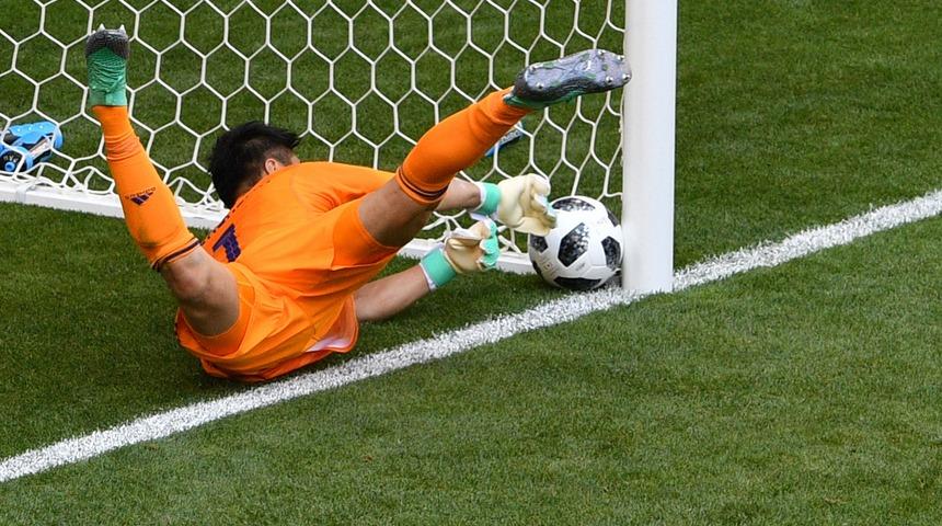 10 kişi Kolombiya, Japonya'ya direnemedi: 1-2