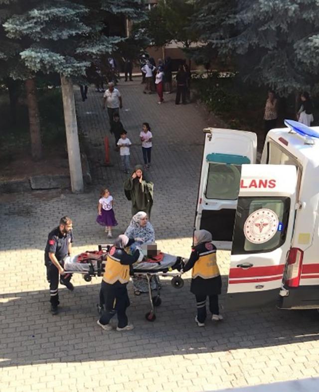 Kastamonu&rsquo;da 5. kattan d&uuml;şen 4 yaşındaki &ccedil;ocuk ağır yaralandı 6