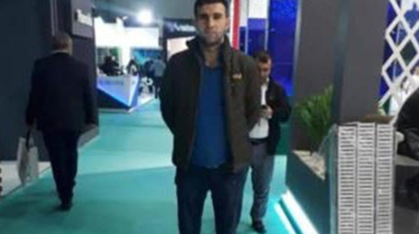 İstanbul'da kan donduran olay! &Ouml;nce eşi ve kızını boğdu sonra jiletle g&ouml;ğs&uuml;n&uuml; oydu! 