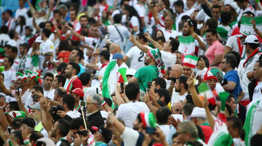 İran'daki kafelerde İspanya ma&ccedil;ının izlenmesi dolaylı olarak yasaklandı!