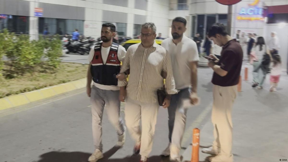 Gazeteci Tahir Sarıkaya gözaltına alındı 3