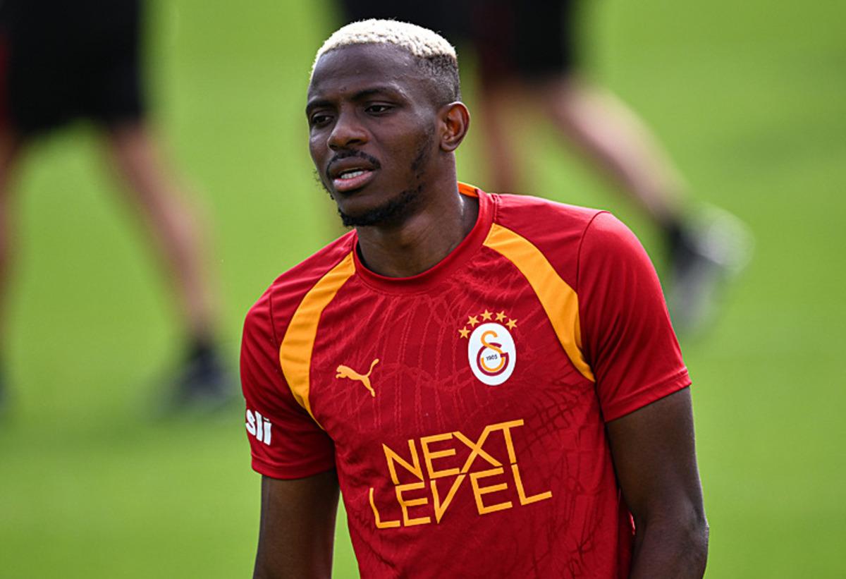 Galatasaray da Victor Osimhen den sürpriz karar! Kaptanlığı neden reddettiği ortaya çıktı... 1