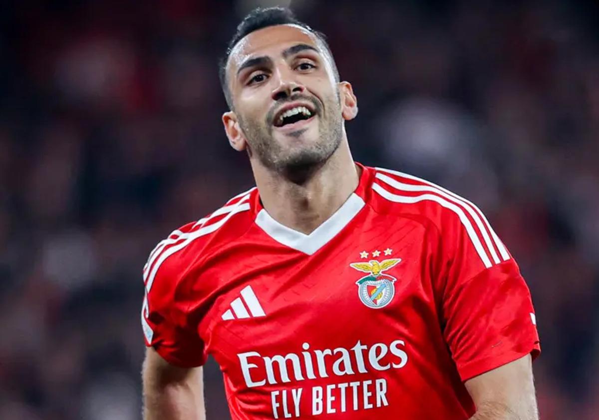 Fenerbah&ccedil;e den h&uuml;cum hattına dev hamle! Benfica nın gol makinesi Vangelis Pavlidis g&uuml;ndemde... 1