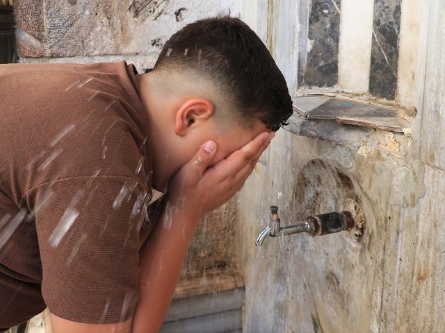 Yaz sıcakları psikolojiyi de etkiliyor! 5 &ouml;nemli belirti