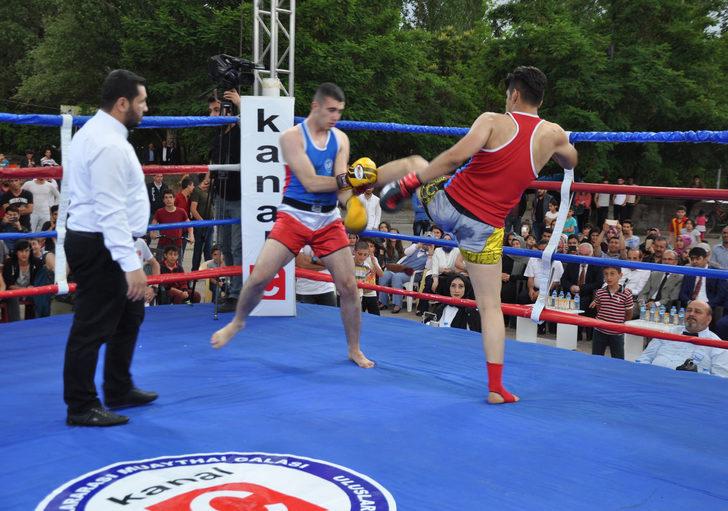 Bitlis’te 15 Temmuz şehidi Ayabak'ın anısına Muay Thai turnuvası