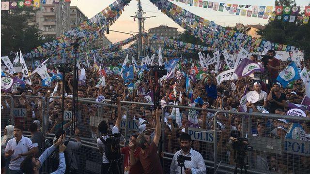 miting alanı