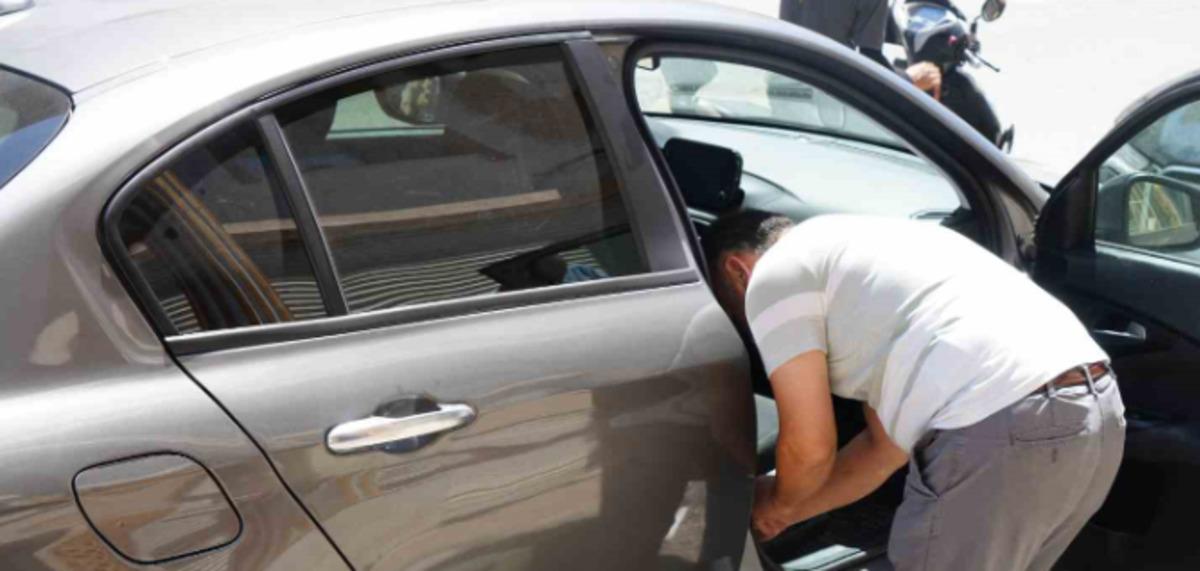 Sıfır aldığı ara&ccedil; hem 1 yaşında hem de boyalı ve hasarlı &ccedil;ıktı 3