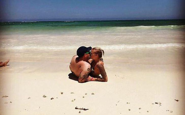 Bekarlığa veda partisinde tanıştığı adamla kaçtı  G3