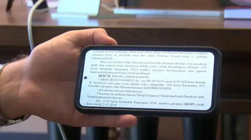 Ara&ccedil; sahipleri dikkat! O detayı fark etti, 10 bin TL'lik cezadan kurtuldu