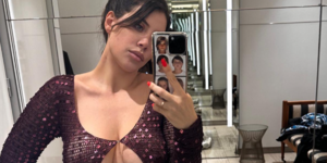 Tatilde g&ouml;r&uuml;nt&uuml;lendi! Ger&ccedil;ek bikinili hali dile d&uuml;şt&uuml;