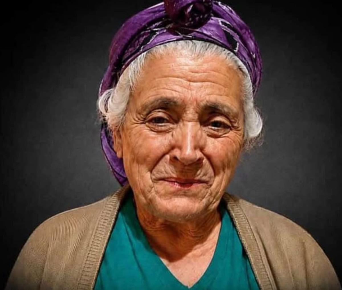 Yokuşu &ccedil;ıkamayan kamyon 10 &ccedil;ocuk annesini canından etti 2