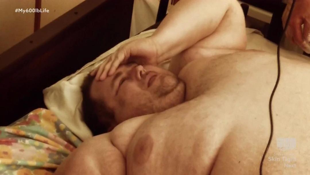 Onu kimse ikna edemiyor! Hızla &ouml;l&uuml;me gidiyor