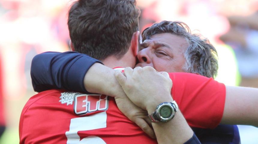 Eskişehirspor Yılmaz Vural ile anlaşamadı