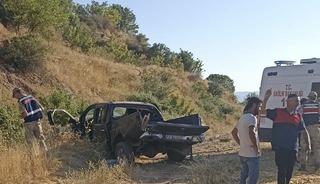 Palu&rsquo;da kamyonet  şarampole yuvarlandı: 2 yaralı