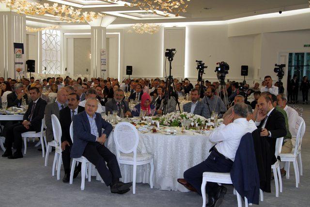 Bakan Özhaseki: Türkiye'yi depreme hazırlayacak, akıllı evler yapacağız