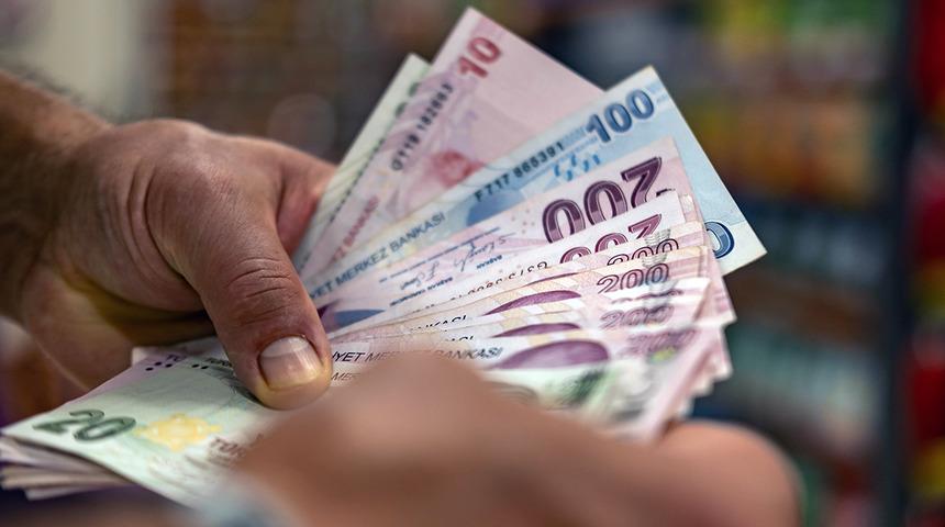 Maaşlar y&uuml;kseliyor: Tek tek a&ccedil;ıkladı! Bir&ccedil;ok değişiklik geliyor