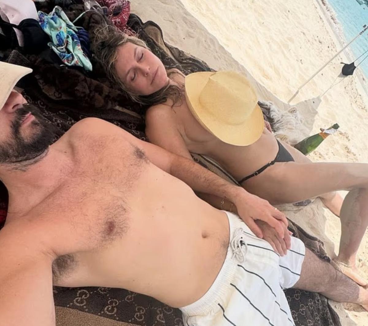 Heidi Klum şaşırtmadı! Kocasına yine üstsüz poz verdi 1
