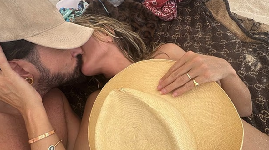 Heidi Klum şaşırtmadı! Kocasına yine &uuml;sts&uuml;z poz verdi