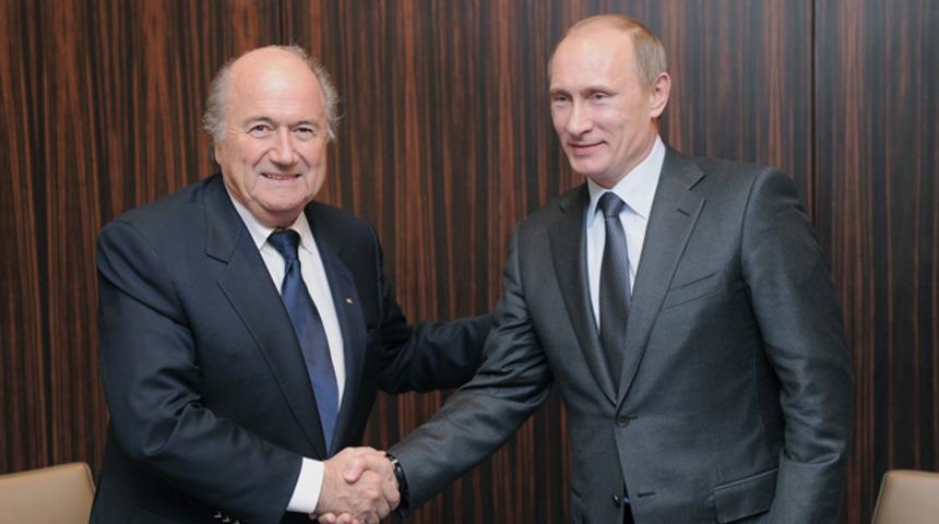 Putin, FIFA eski Başkanı Blatter ile görüştü