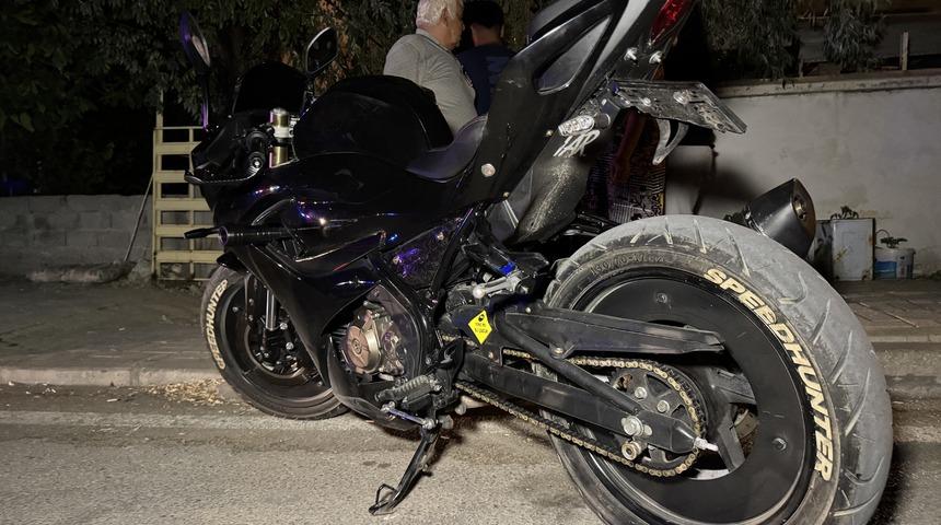 Karaman'da "dur" ihtarına uymayan ehliyetsiz motosiklet s&uuml;r&uuml;c&uuml;s&uuml;ne 304 bin lira ceza kesildi