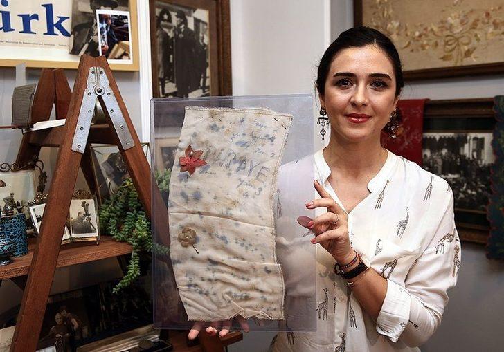 Nazım Hikmet'in eşyaları satışa çıkarıldı  G2