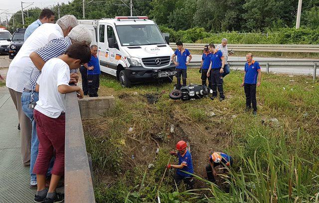 Kızdığı motosikletini dereye attı, jandarma ve AFAD seferber oldu