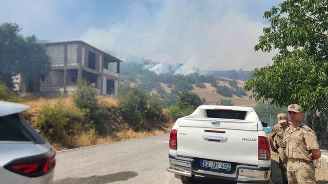 Tunceli’de orman yangını: Havadan ve karadan müdahaleye başlandı 6
