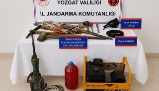 Yozgat&rsquo;taki ka&ccedil;ak kazıda &ccedil;eşitli malzemeler ele ge&ccedil;irildi