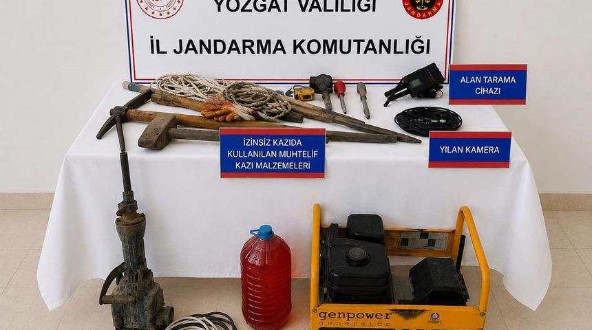 Yozgat&rsquo;taki ka&ccedil;ak kazıda &ccedil;eşitli malzemeler ele ge&ccedil;irildi