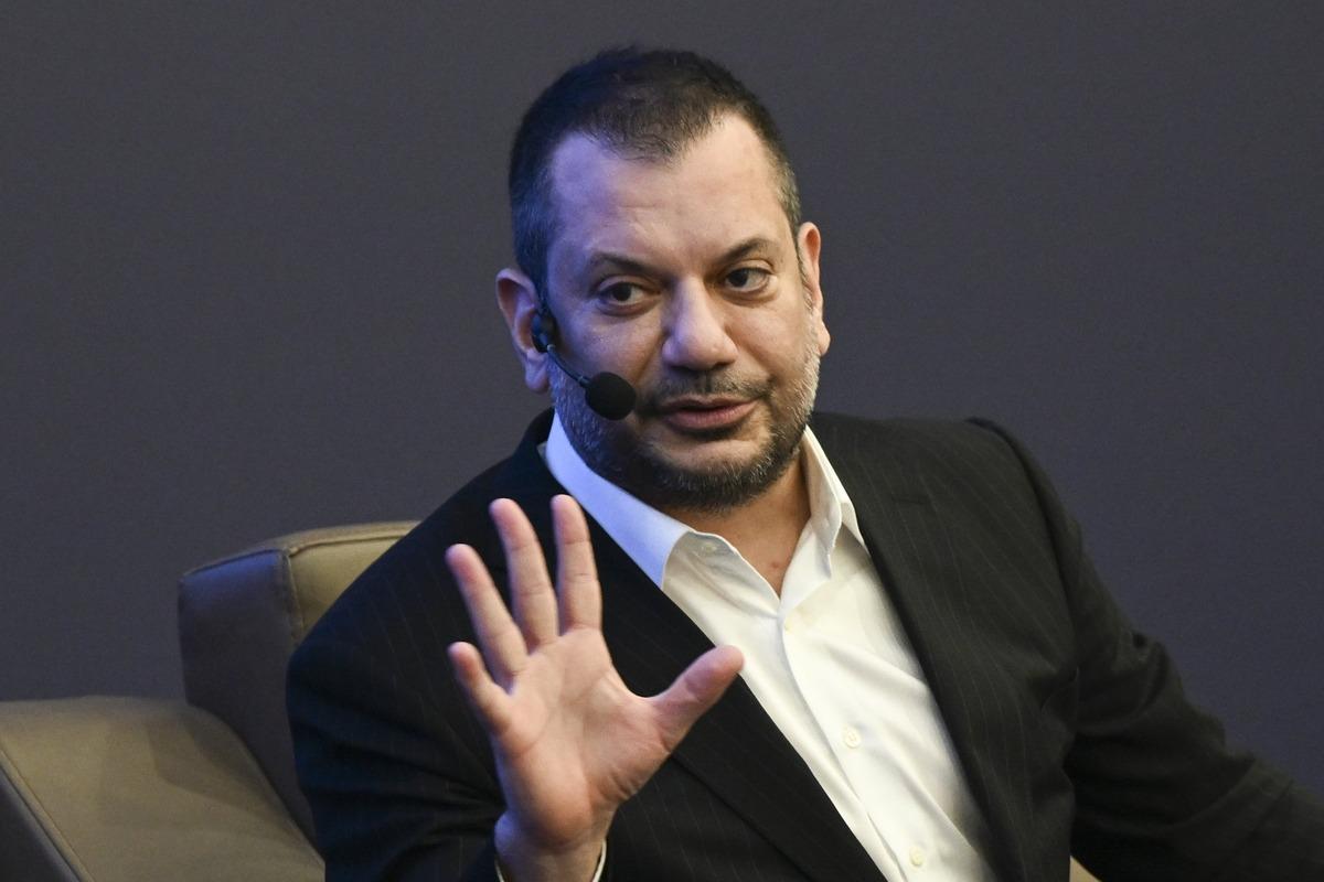 Ertuğrul Doğan dan Serdal Adalı ya dikkat çeken Salah çıkışı! 4