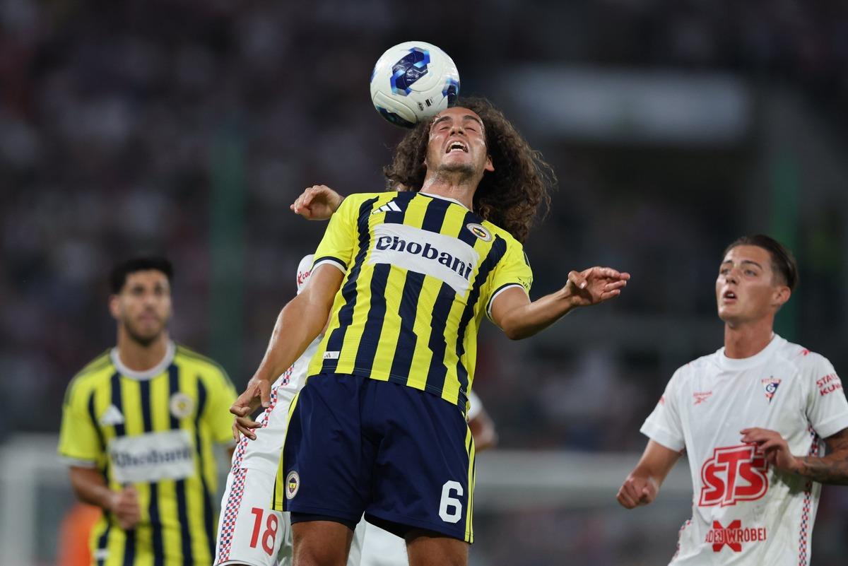Fenerbahçe Şampiyonlar Ligi nde avantajı kaptı! Sturm Graz ı geçti 4