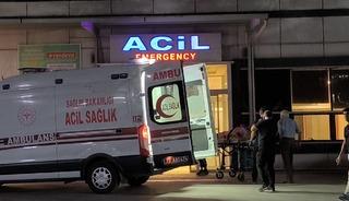 Hasankeyf T&uuml;neli girişinde feci kaza: 12 yaralı