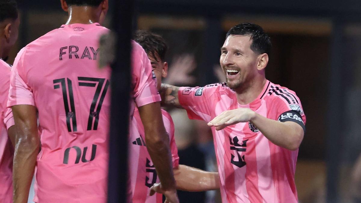 Dünya Kupası sonrası da durmuyor! Messi yapacağını yaptı 1